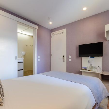 Lx51 Studios & Suites By Apt Iin - Lisbon Center Room photo